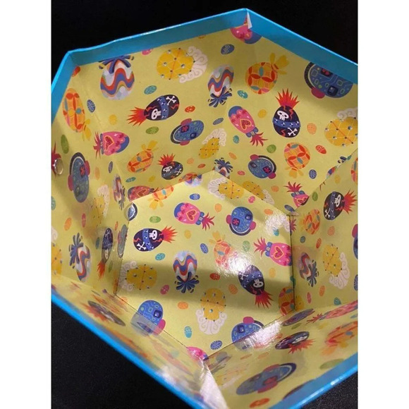 TROLLS WORLD TOUR EASTER EGG CANDY BASKET - BRAND NEW- NEVER USED - Picture 6 of 11